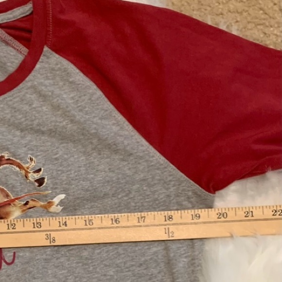 Ariat Red And Gray Baseball Tee "Painted Dreams" - Picture 11 of 16